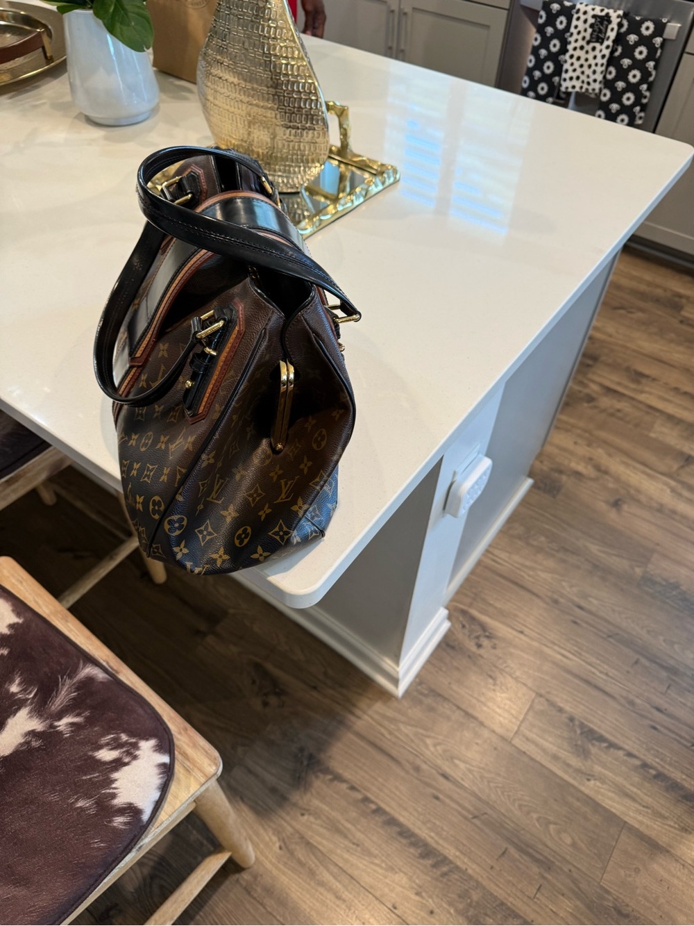 Louis Vuitton Monogram Canvas Duffel with Black Center Strap & Tan Trim - Picture 5 of 11